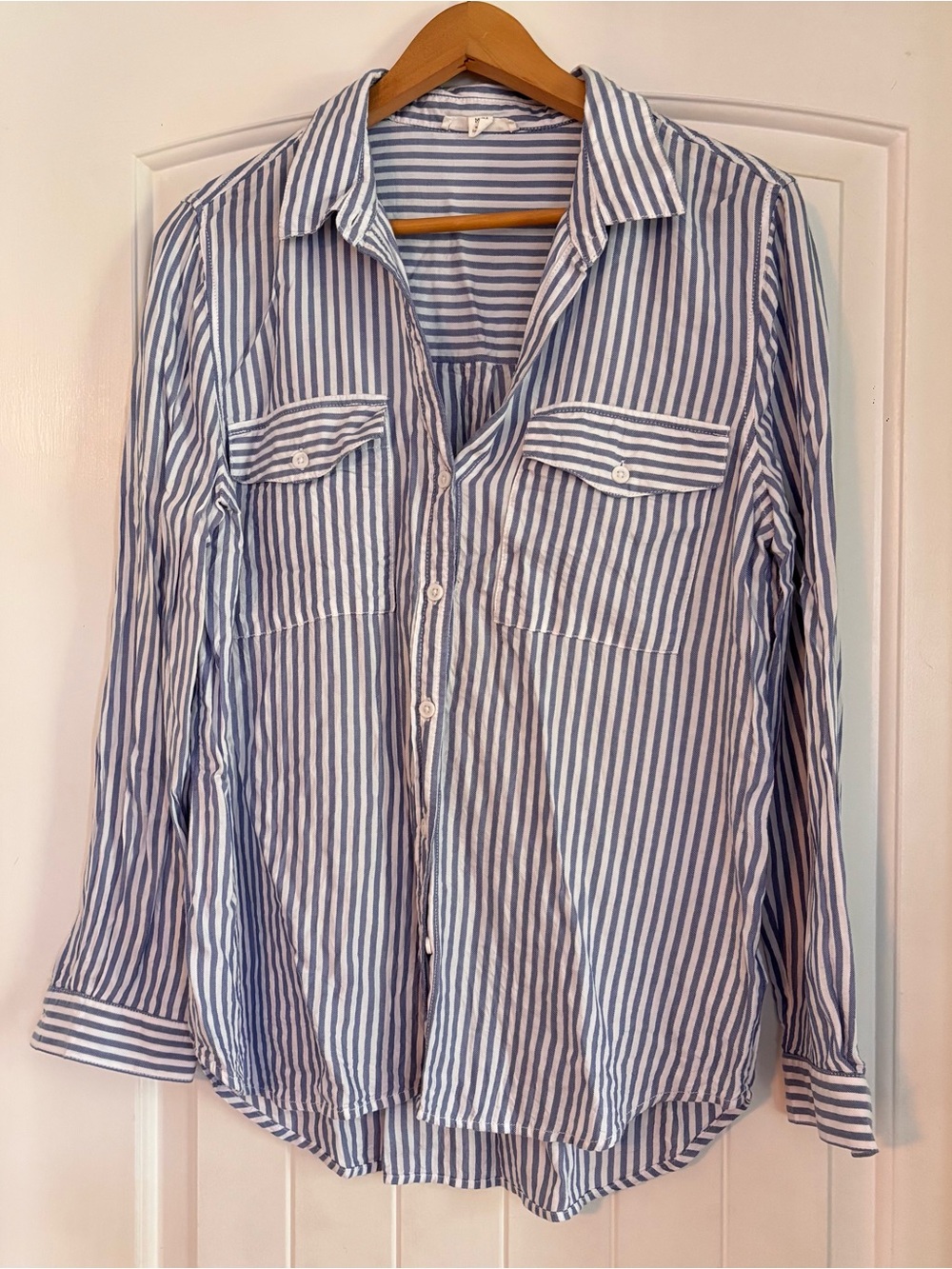 beachlunchlounge Blue and White Striped Shirt Label Photo